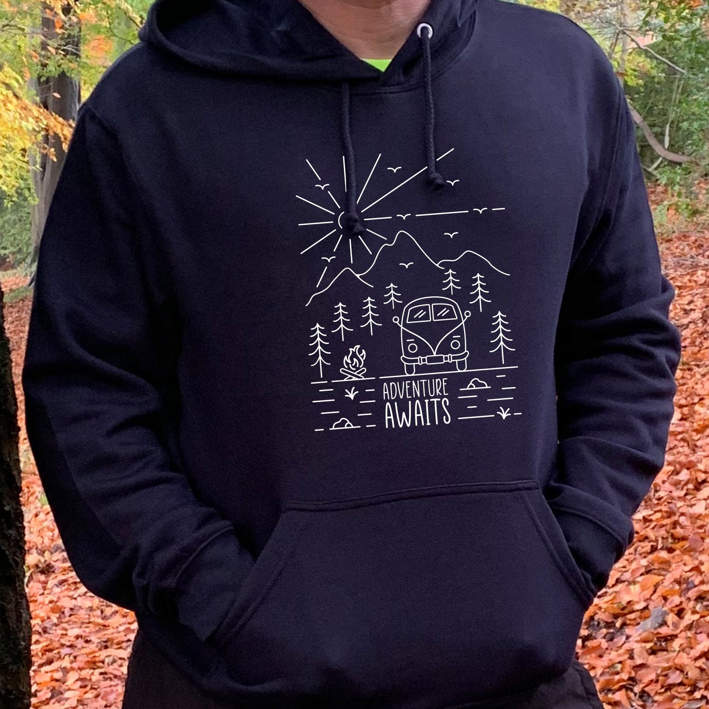 VW Camper Van Split Screen Adventure Awaits into the mountains Mens/Unisex Hoodie