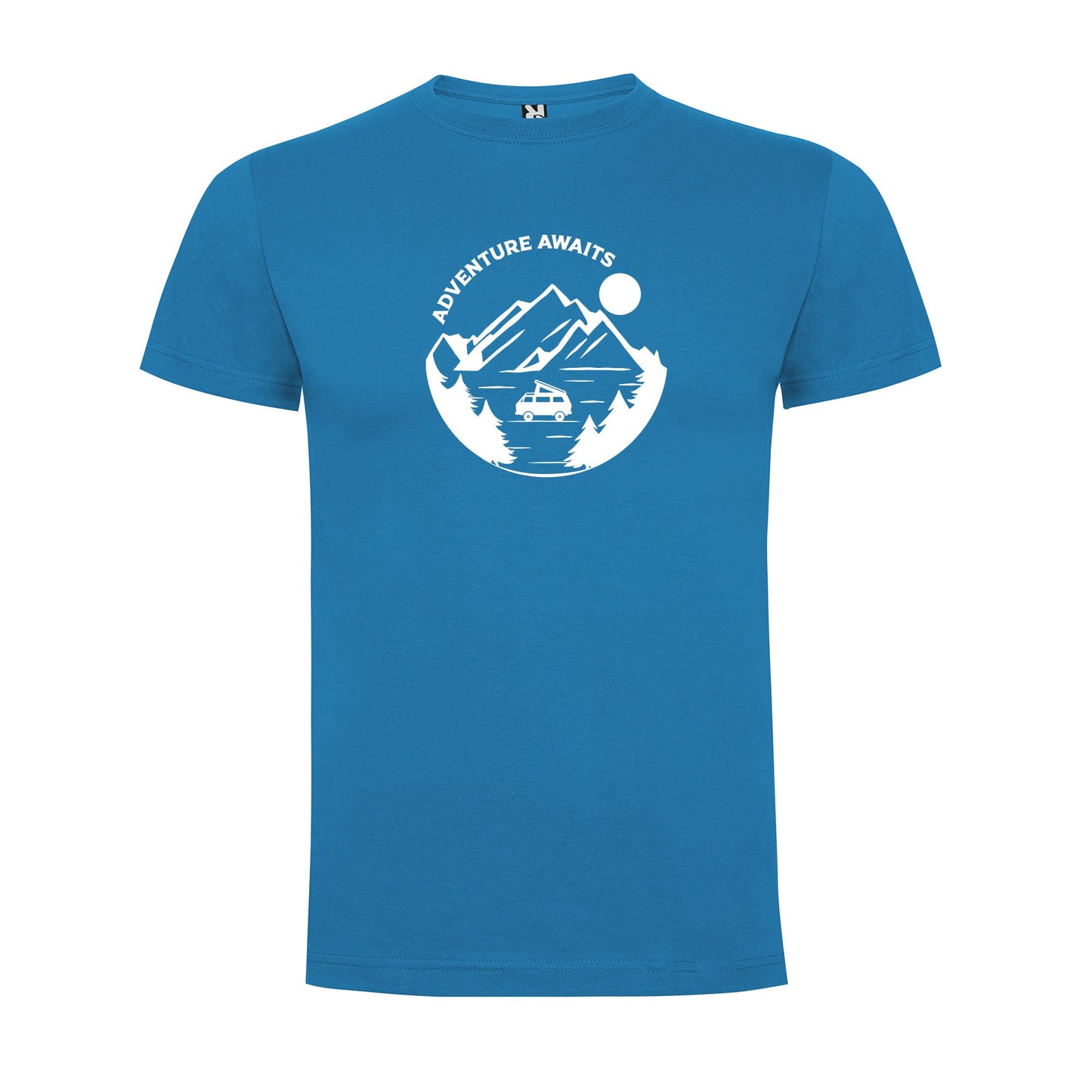VW Adventure Awaits Into the Mountains Men`s T-shirt
